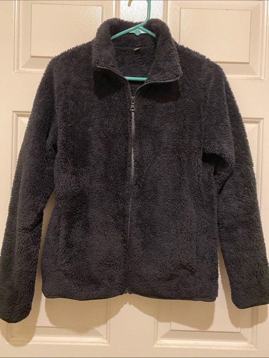 Uniqlo Jackets & Blazers - Cozy Women's Black Full-Zip Jacket